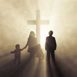 Familia en camino hacia Cristo